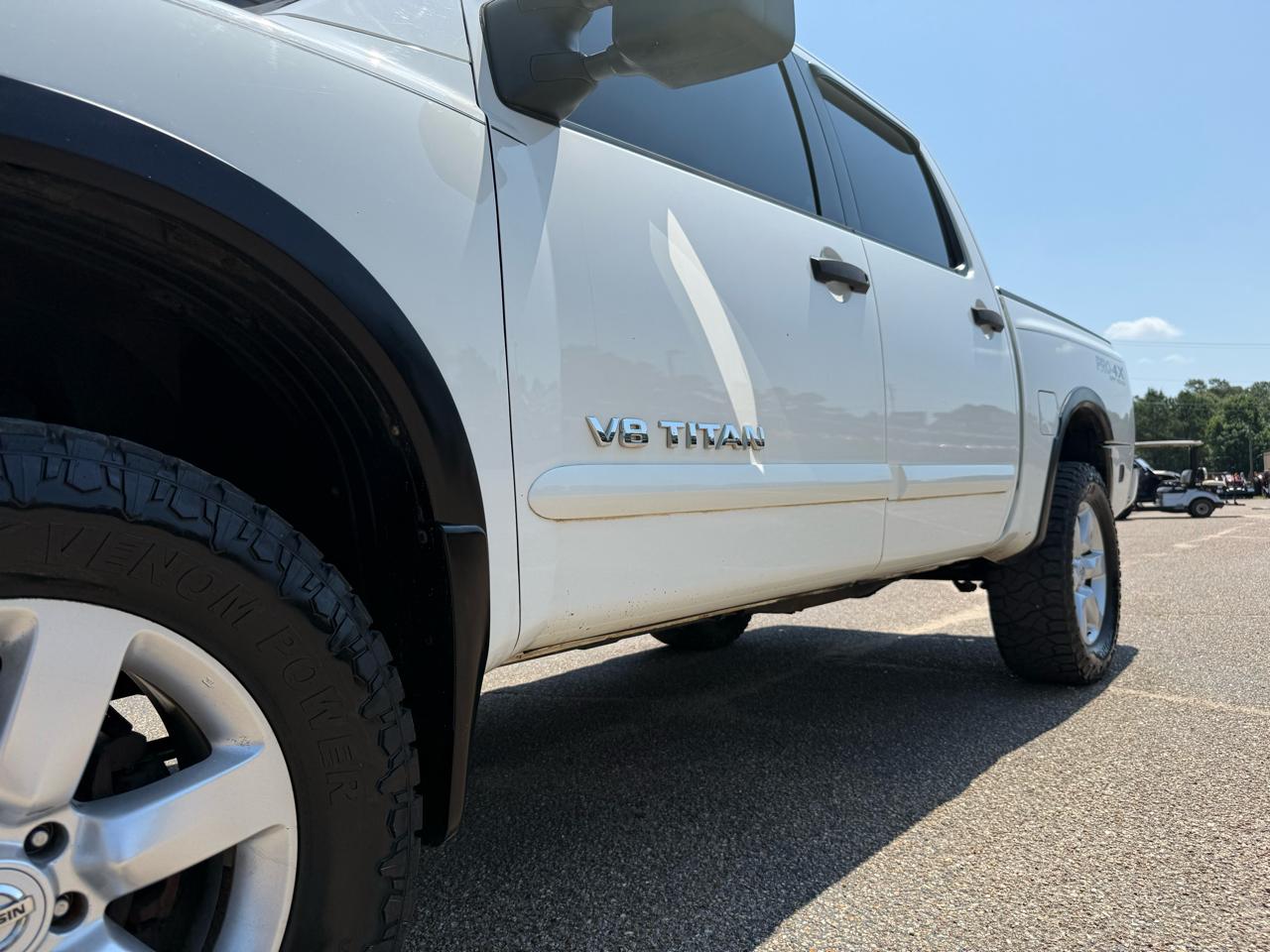 Nissan Titan  2010
