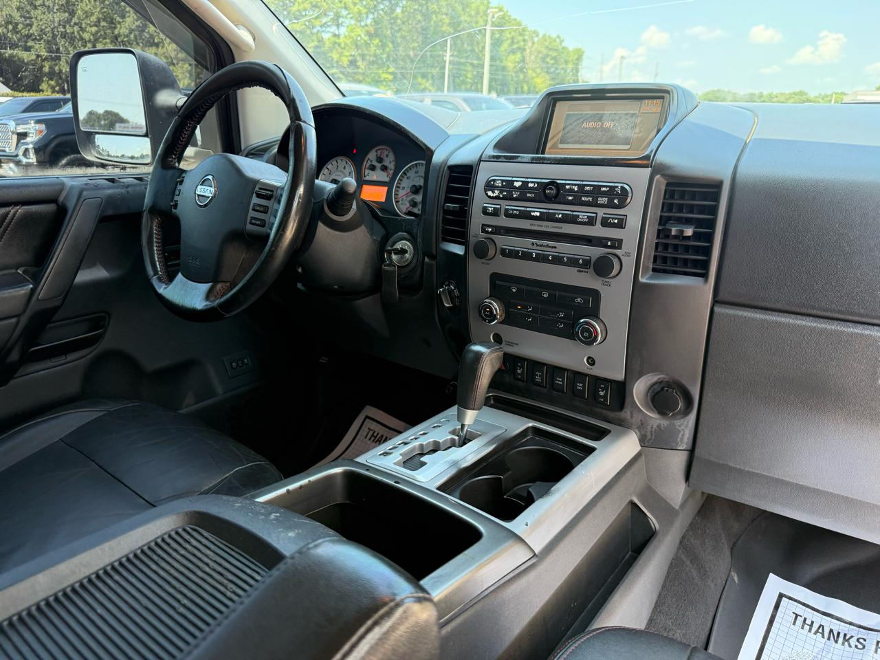 Nissan Titan  2010