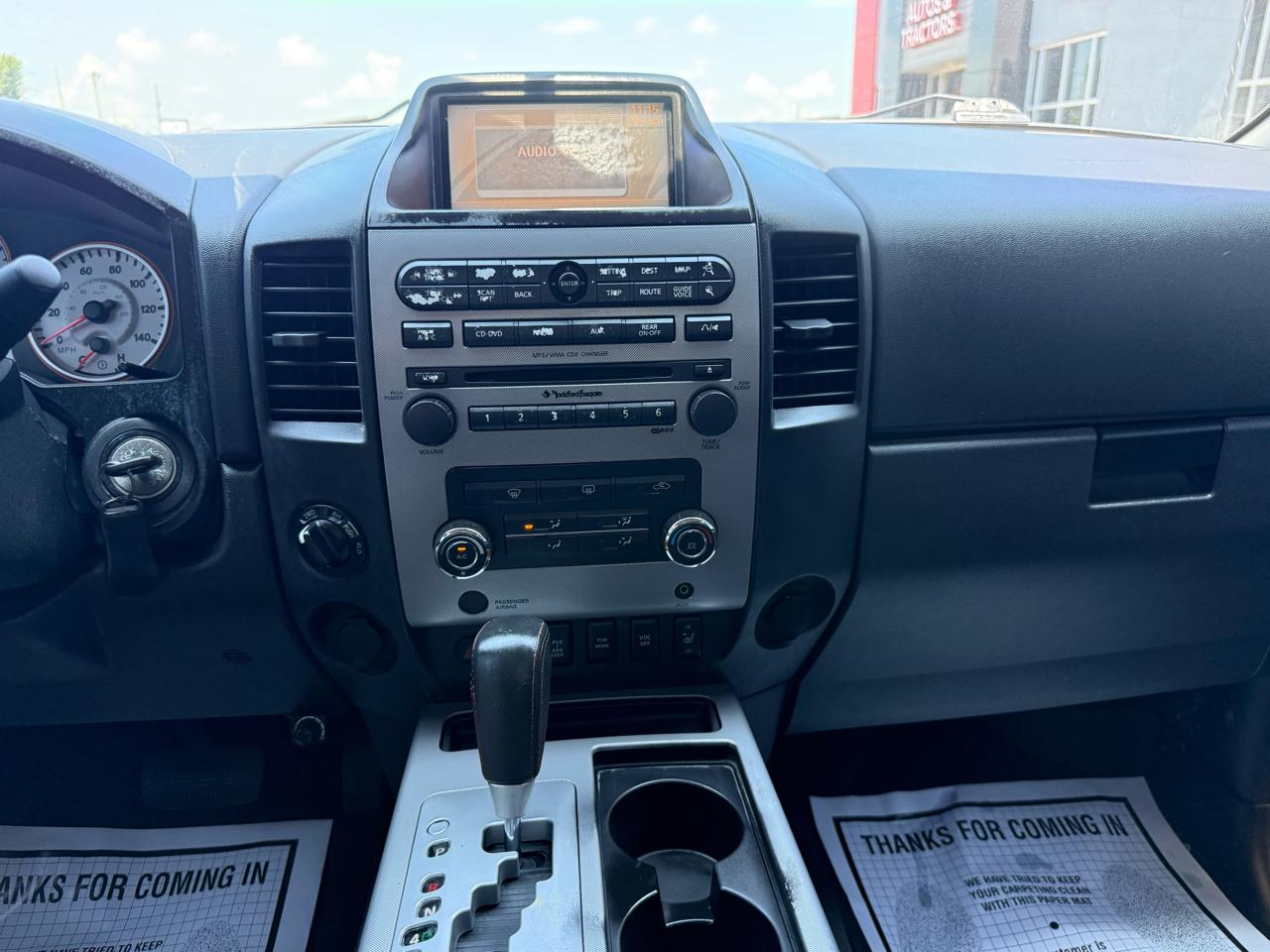 Nissan Titan  2010