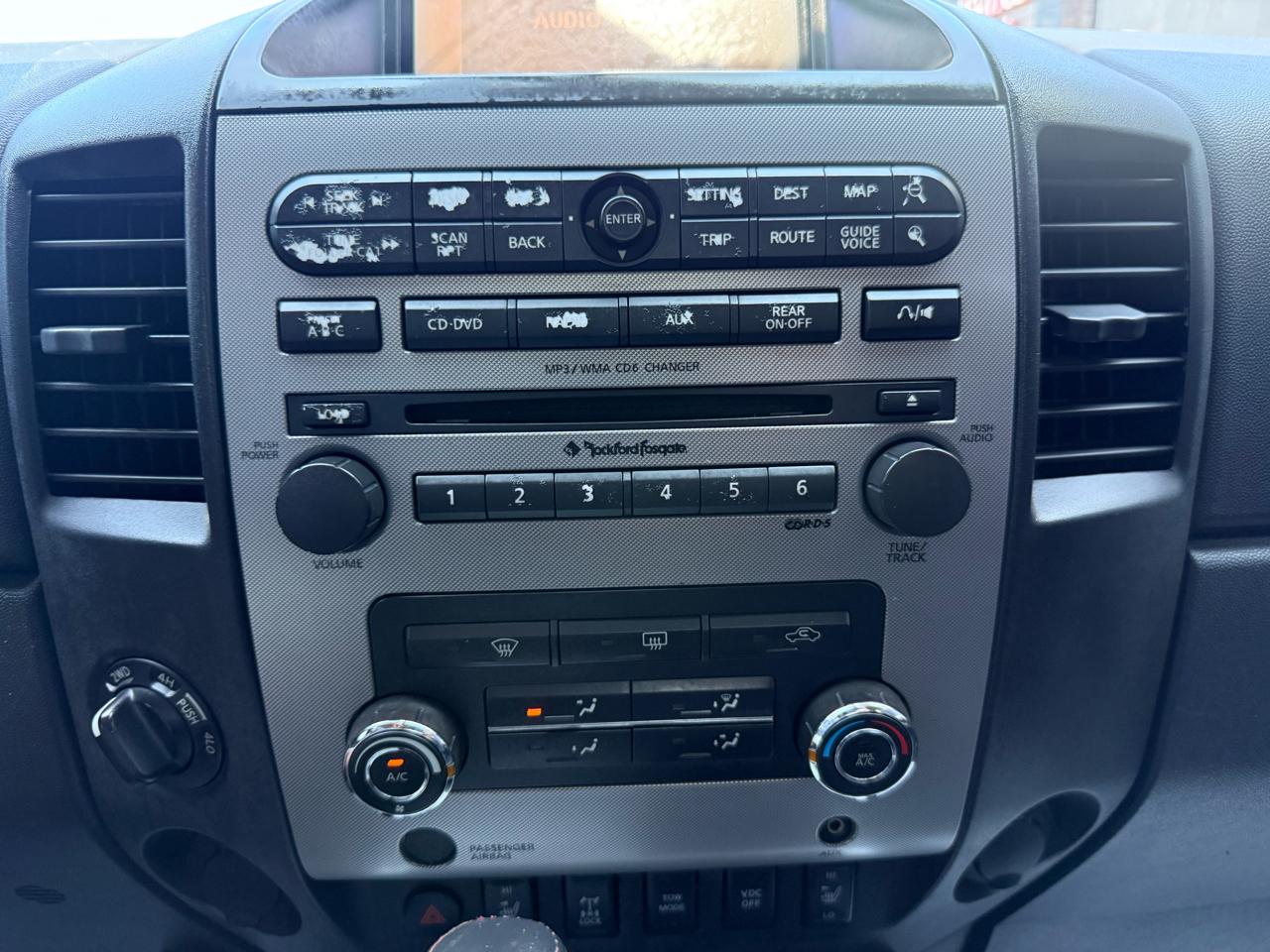 Nissan Titan  2010