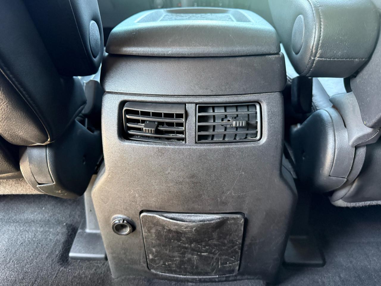 Nissan Titan  2010