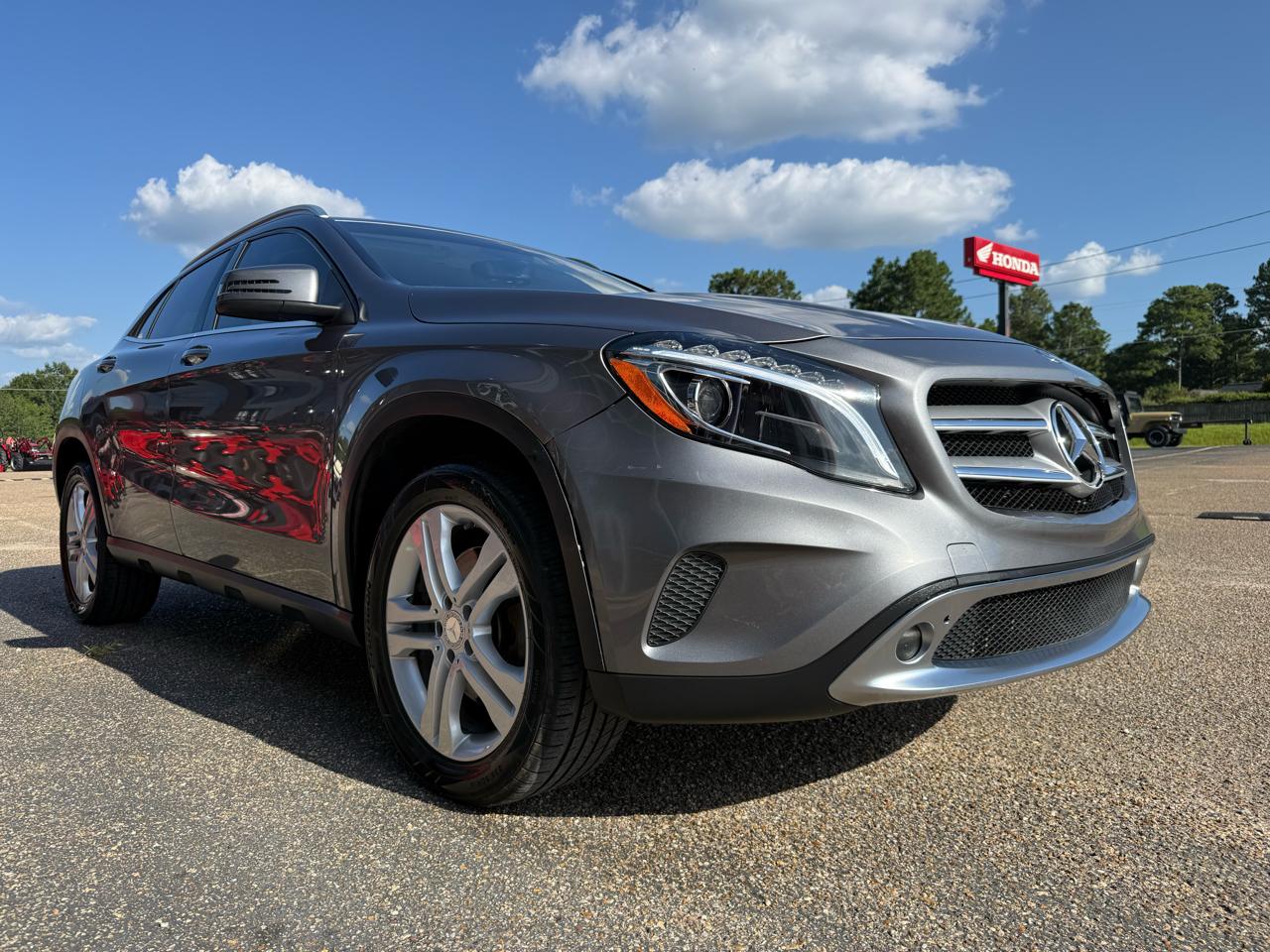 Mercedes-Benz GLA-Class  2015