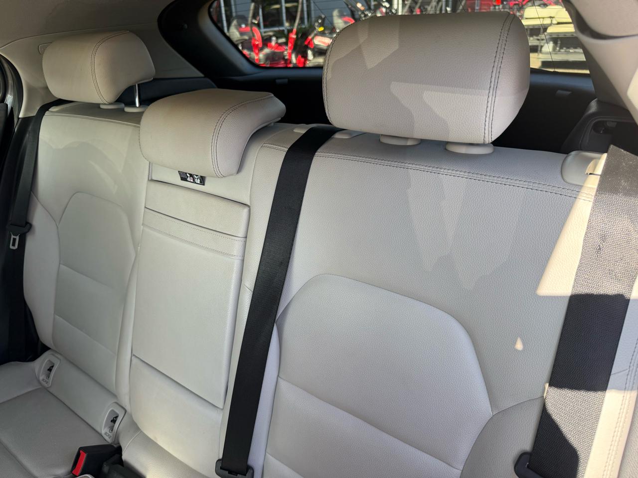 Mercedes-Benz GLA-Class  2015