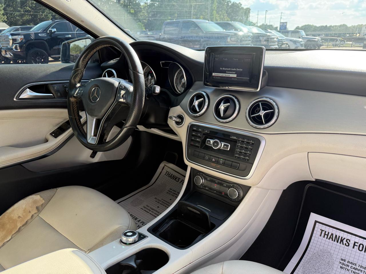 Mercedes-Benz GLA-Class  2015