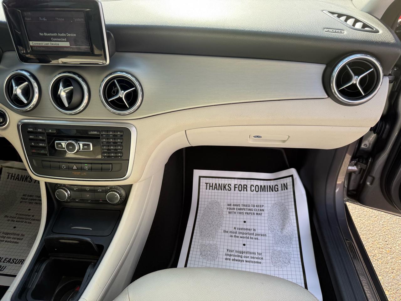 Mercedes-Benz GLA-Class  2015