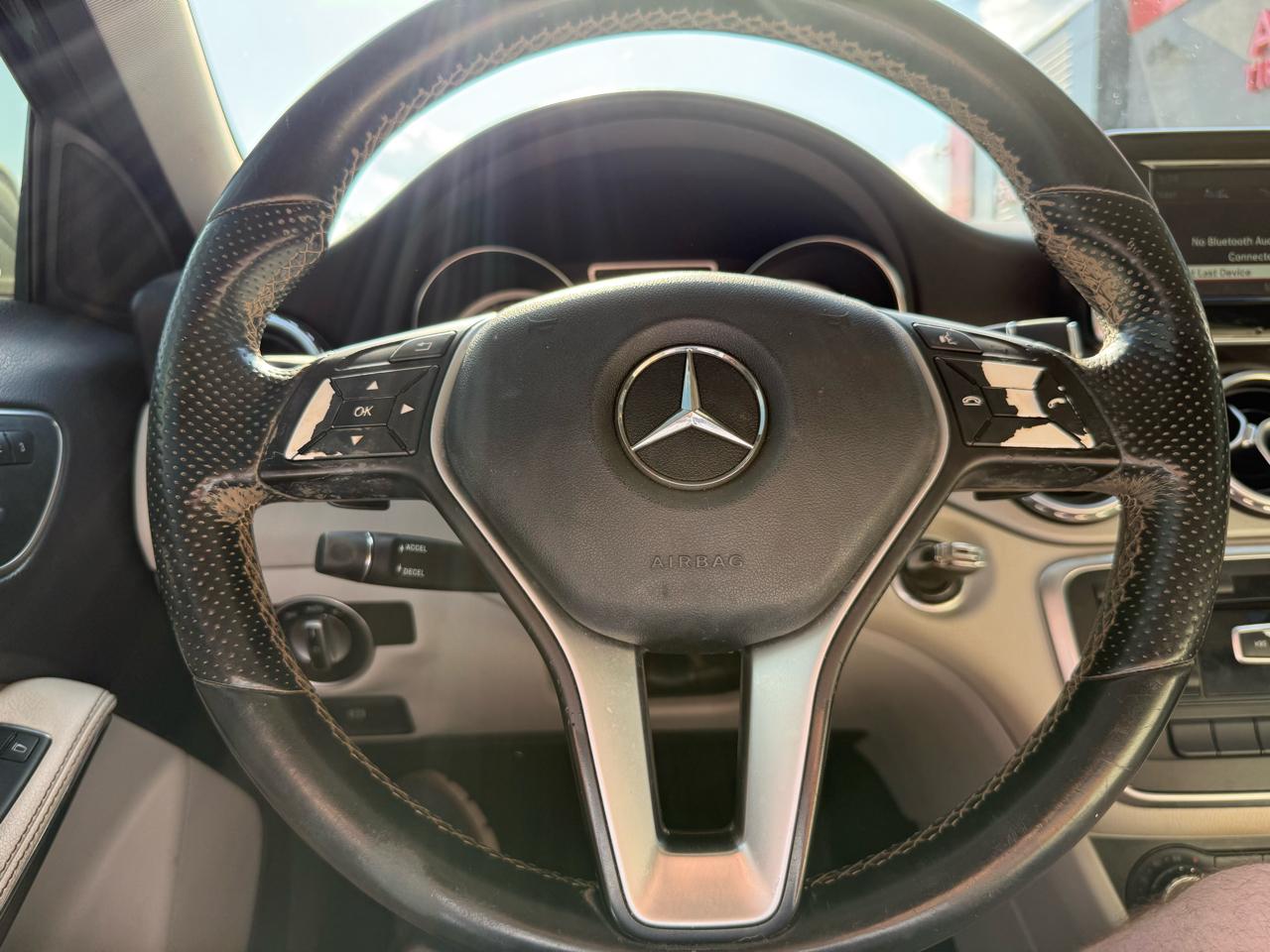 Mercedes-Benz GLA-Class  2015