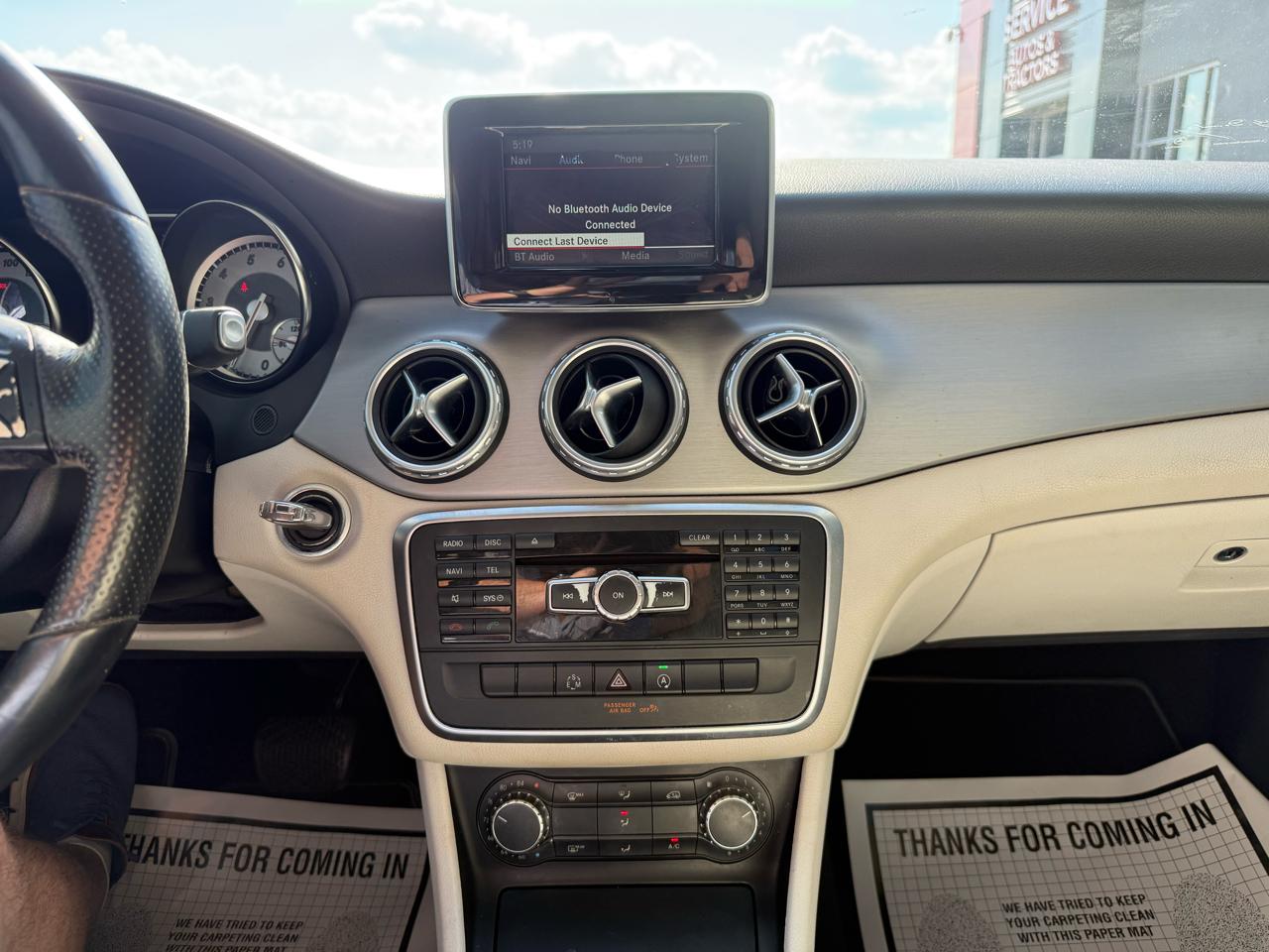 Mercedes-Benz GLA-Class  2015