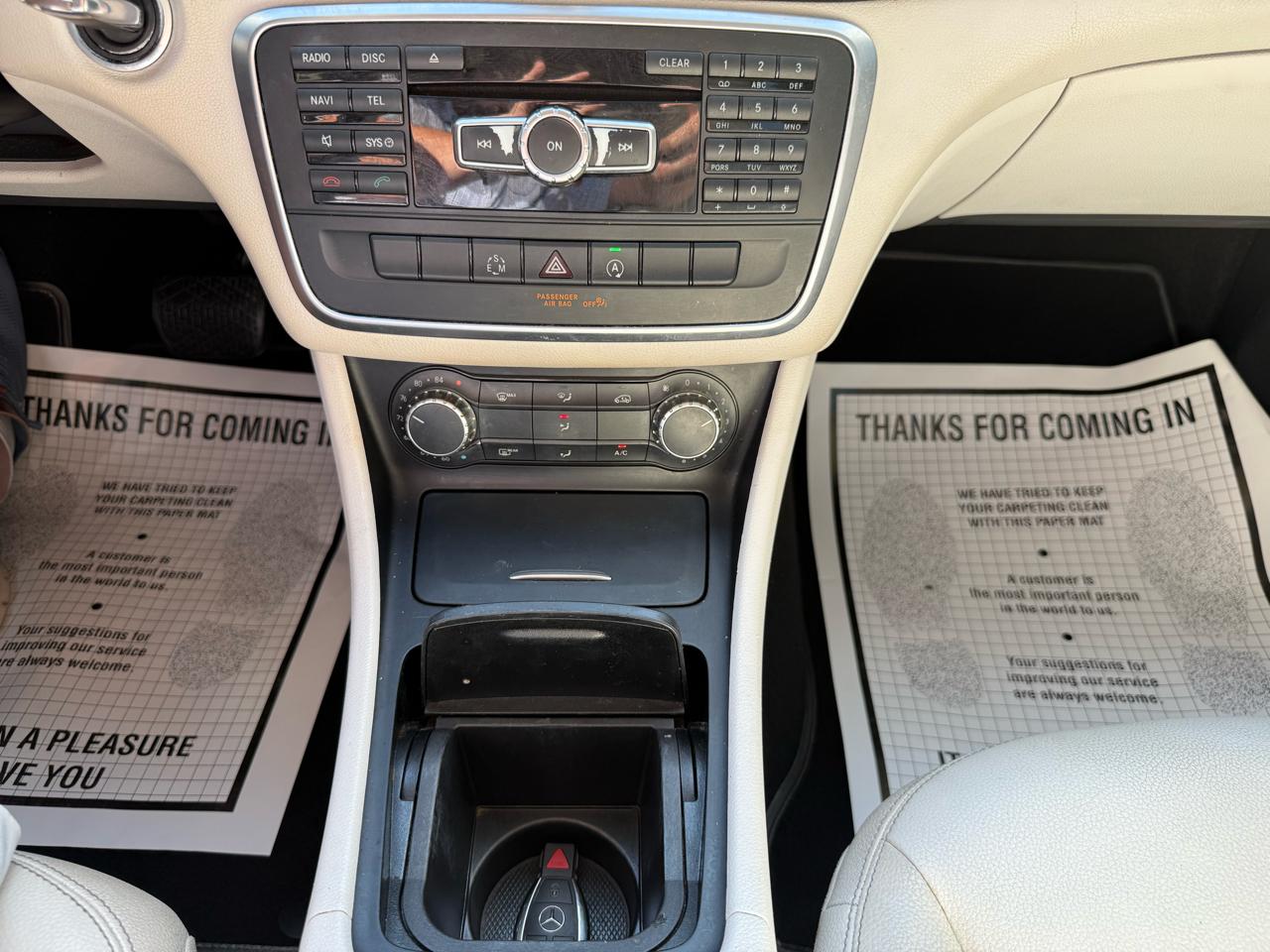 Mercedes-Benz GLA-Class  2015