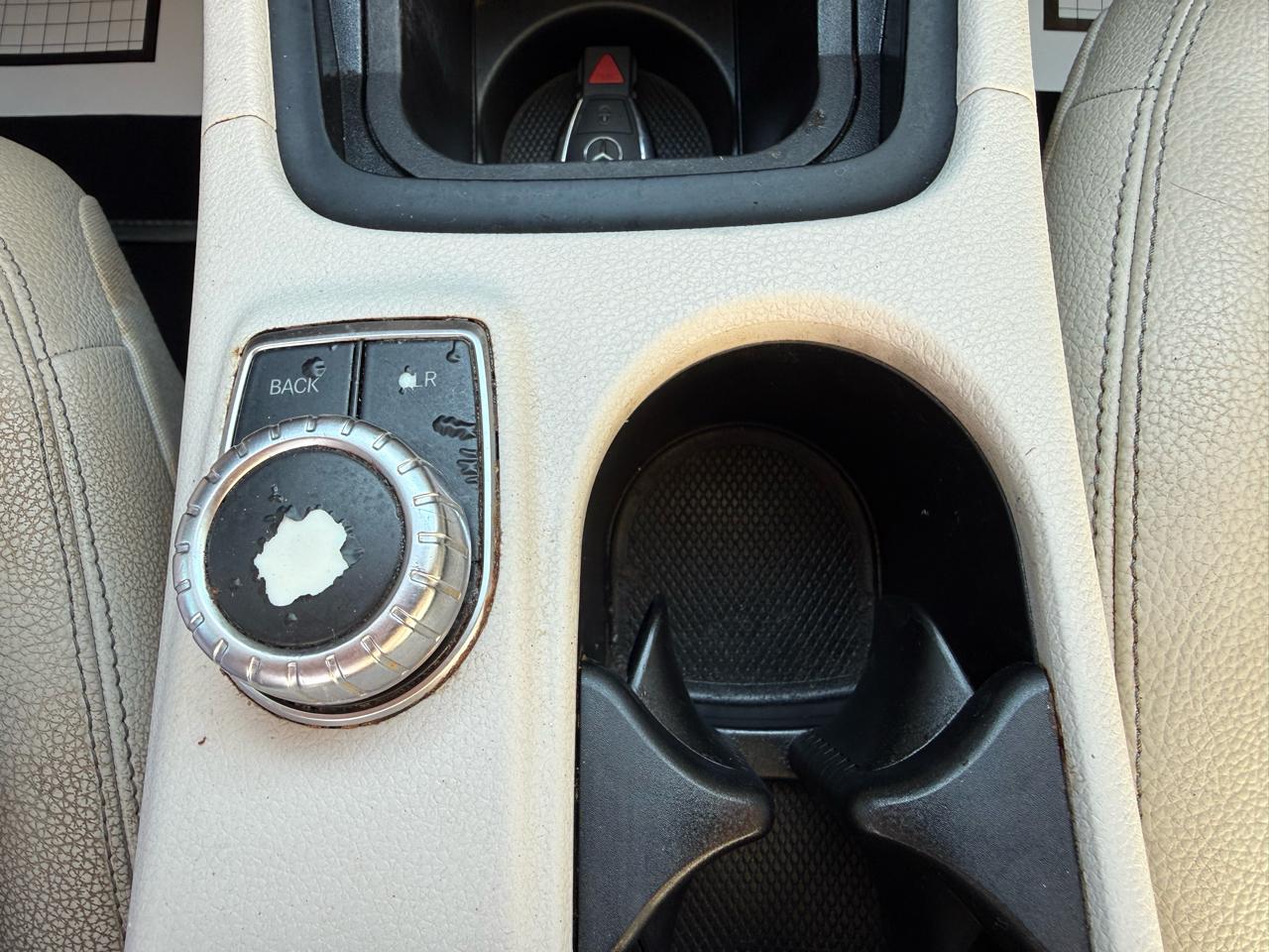 Mercedes-Benz GLA-Class  2015
