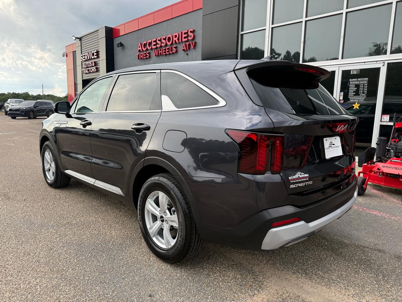 Kia Sorento LX FWD 2026