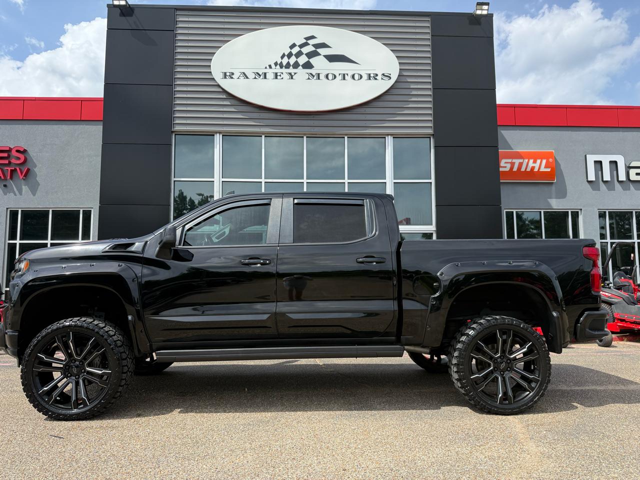 Chevrolet Silverado 1500 LTD  2022