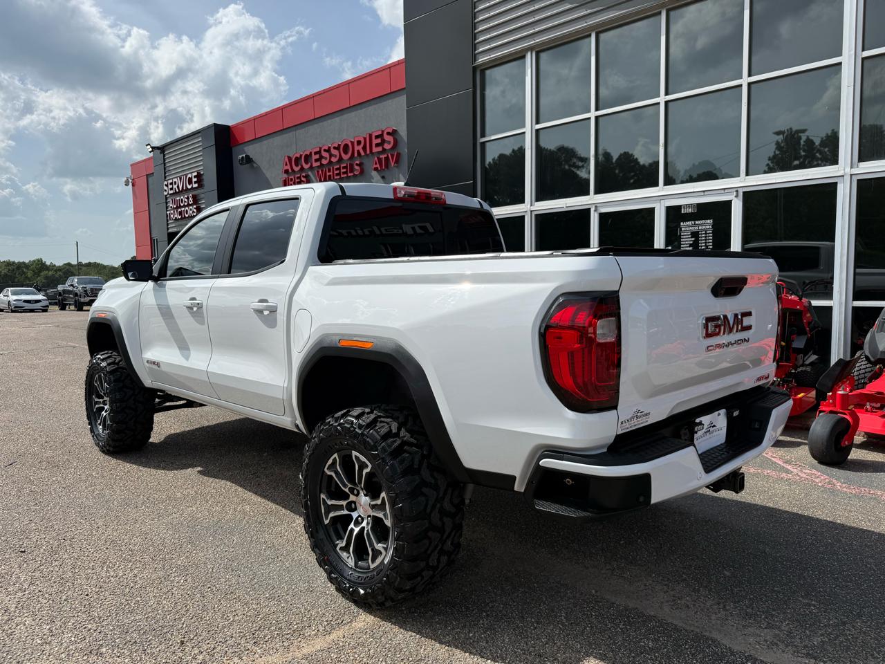 GMC Canyon  2024