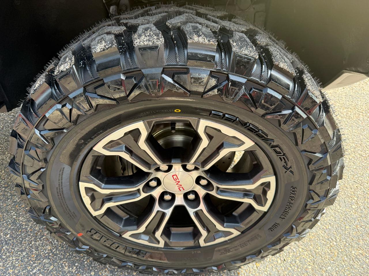 GMC Canyon  2024