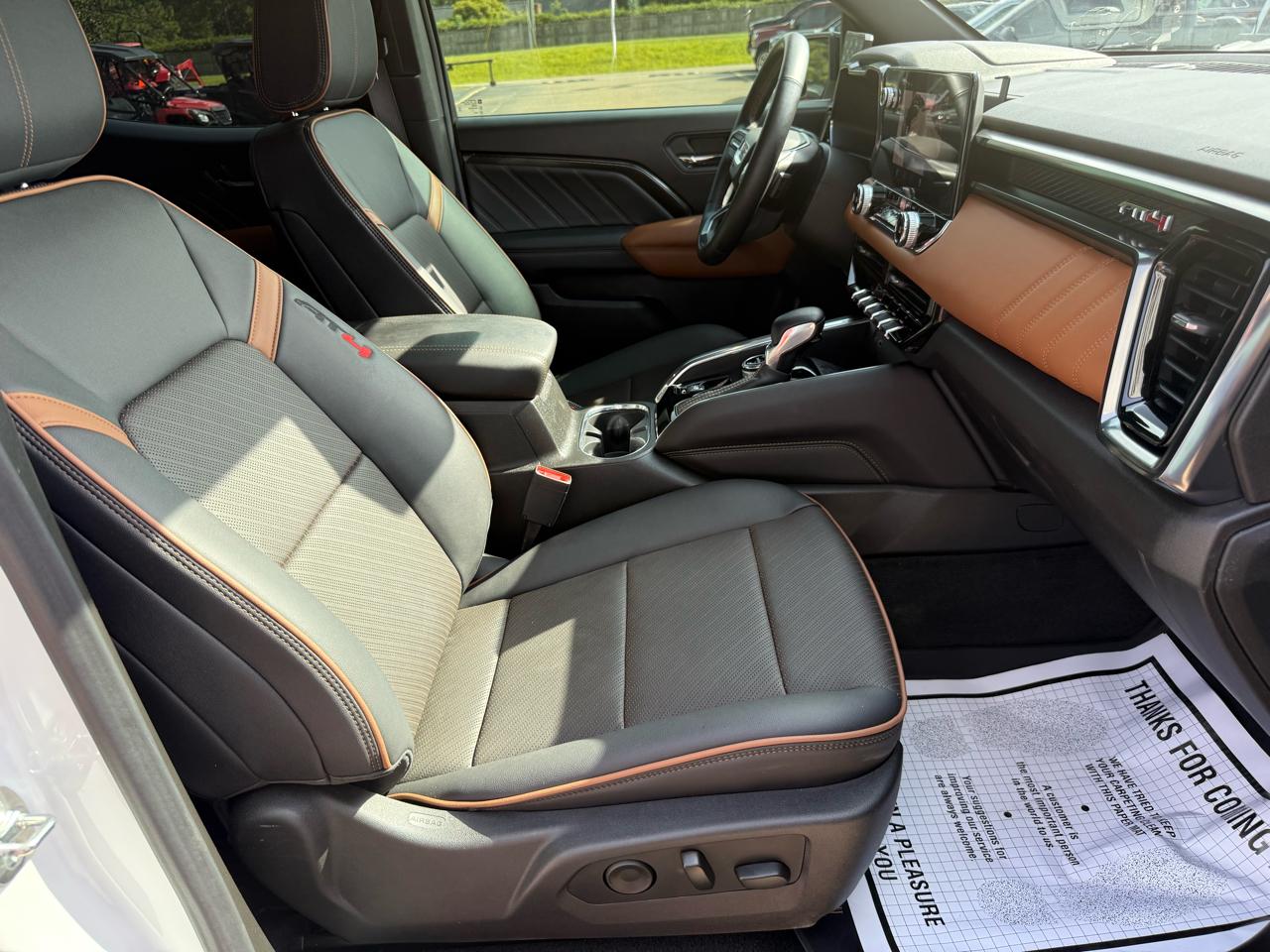 GMC Canyon  2024