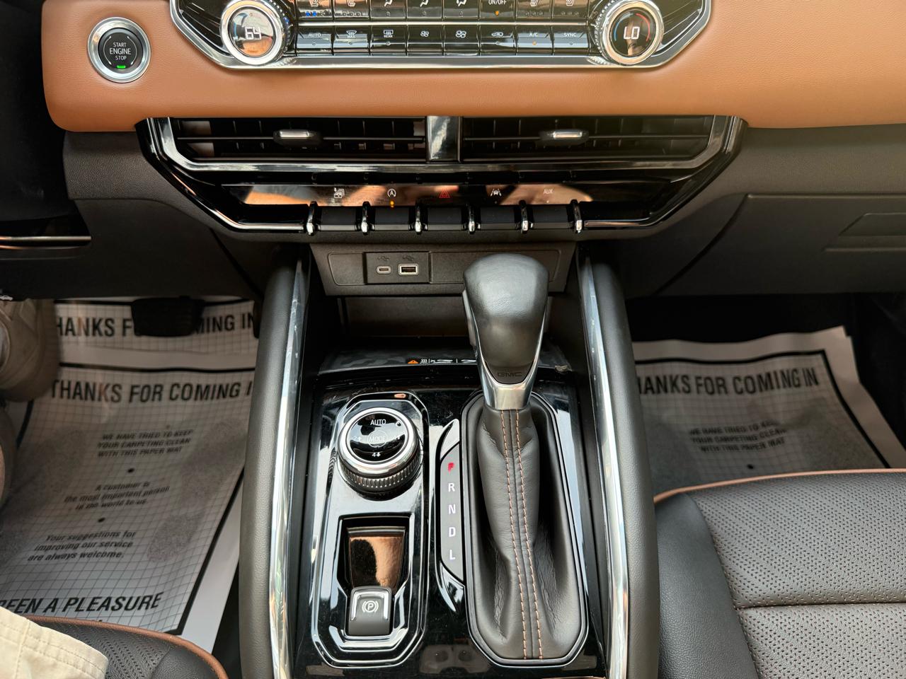 GMC Canyon  2024