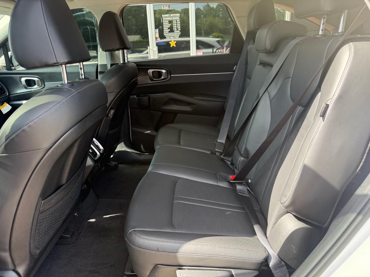 Kia Sorento S FWD 2025