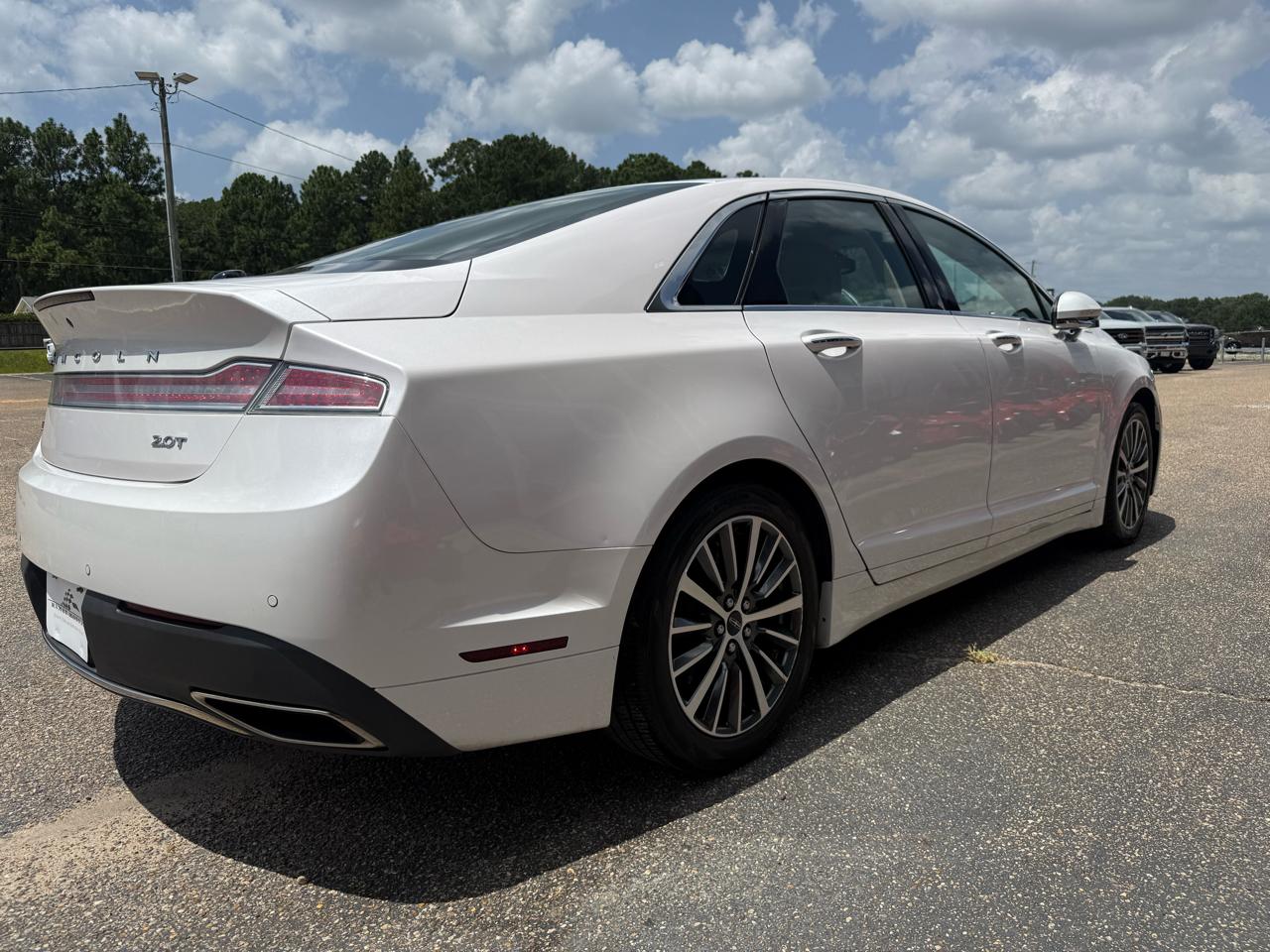 Lincoln MKZ Select FWD 2017
