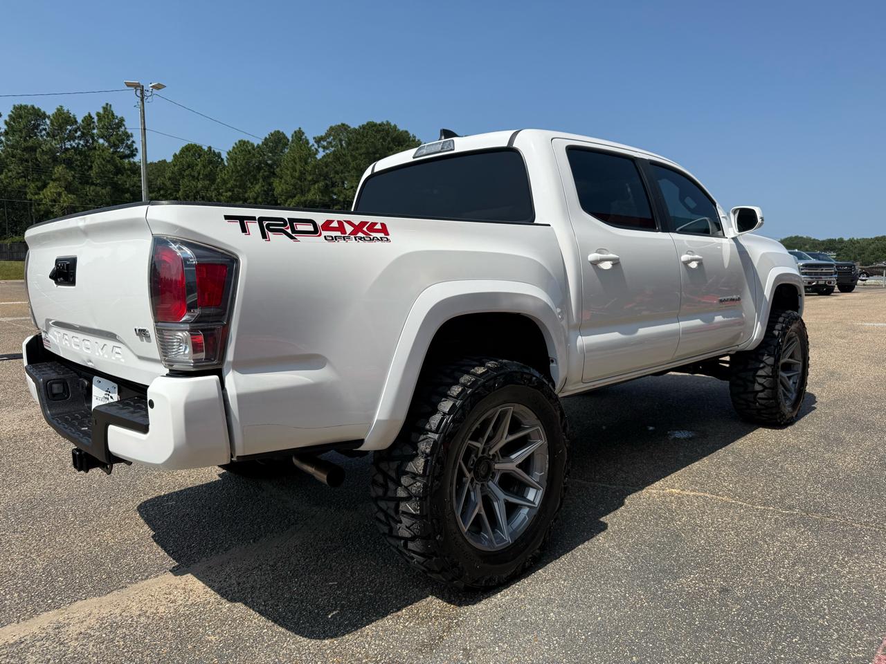 Toyota Tacoma 4WD  2022