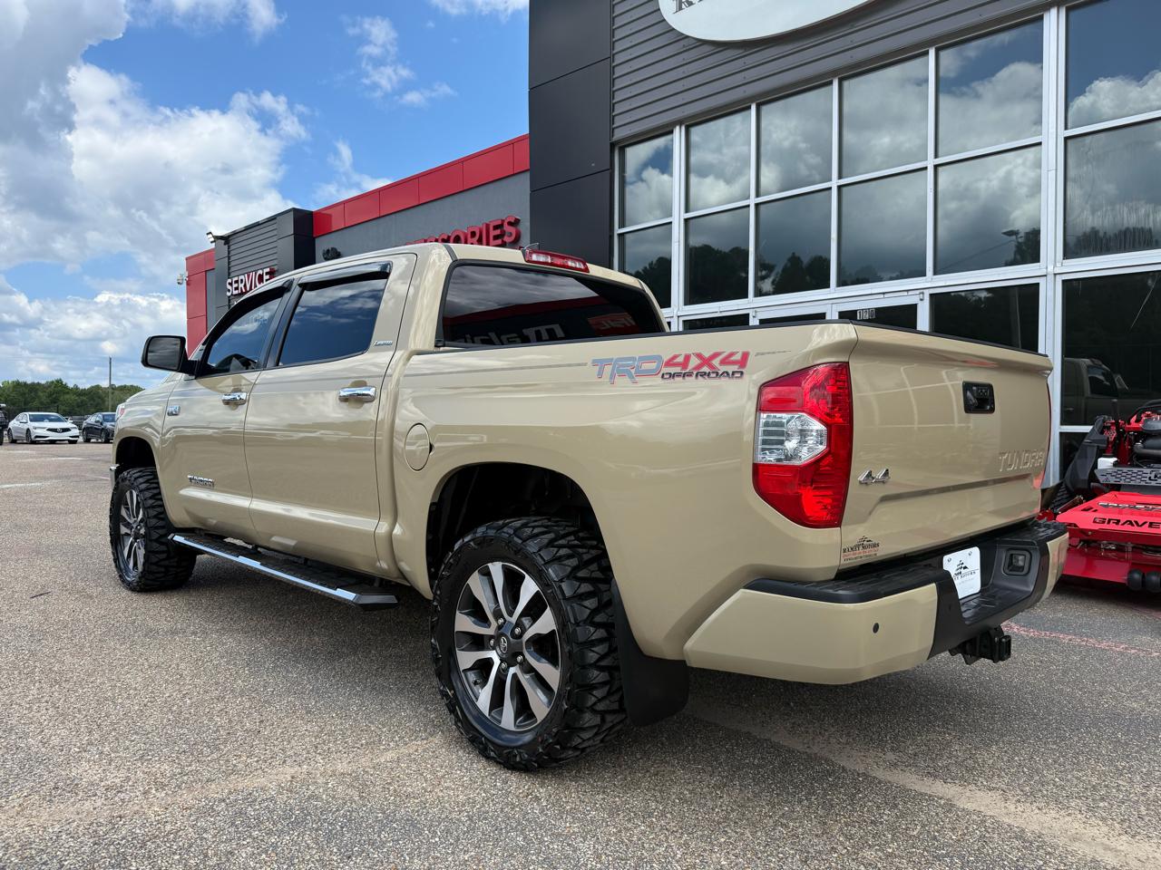 Toyota Tundra 4WD  2020