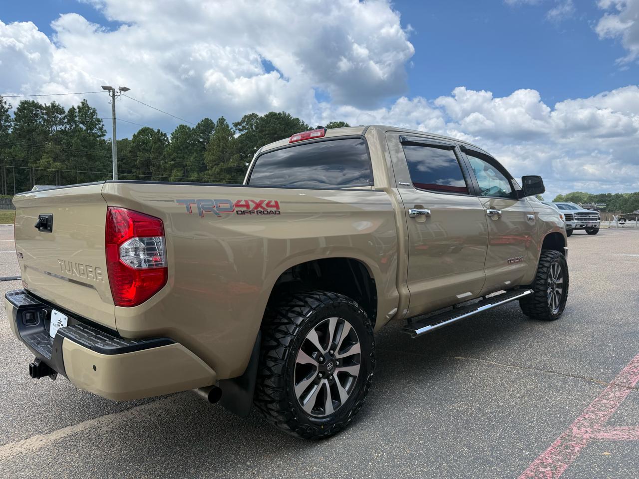 Toyota Tundra 4WD  2020