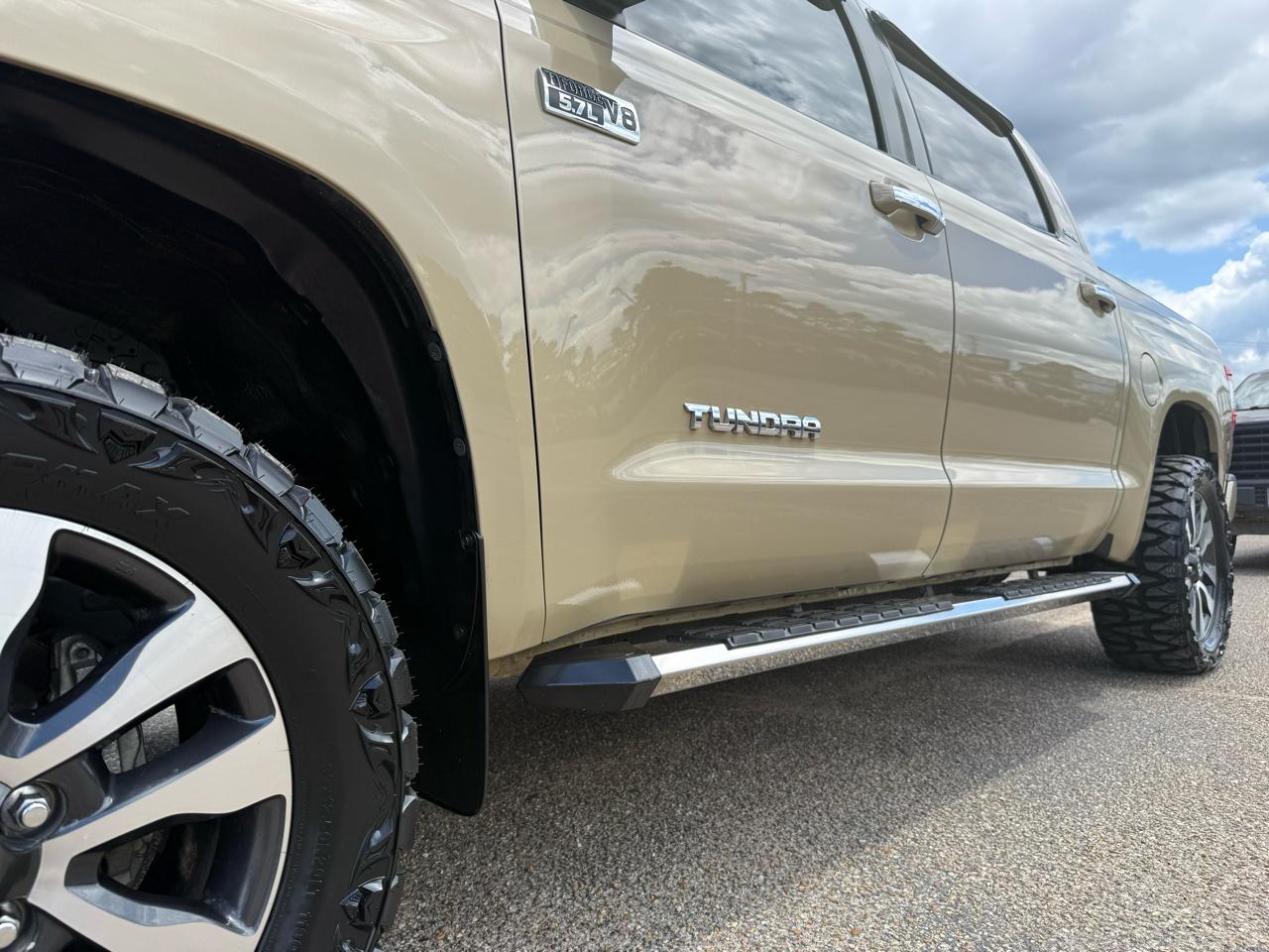 Toyota Tundra 4WD  2020