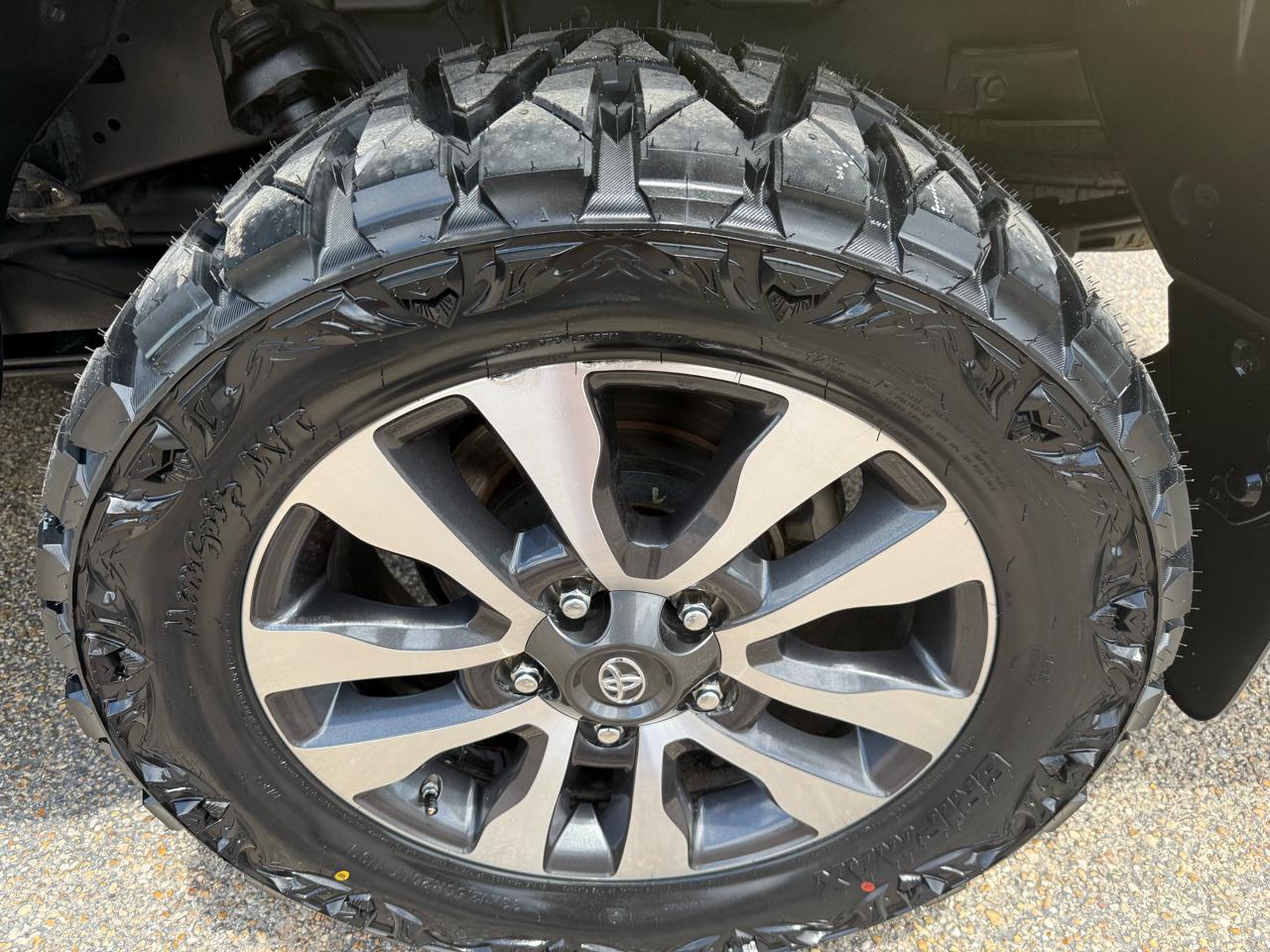 Toyota Tundra 4WD  2020