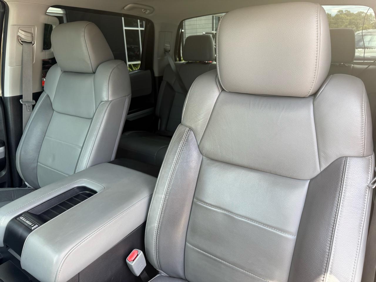 Toyota Tundra 4WD  2020
