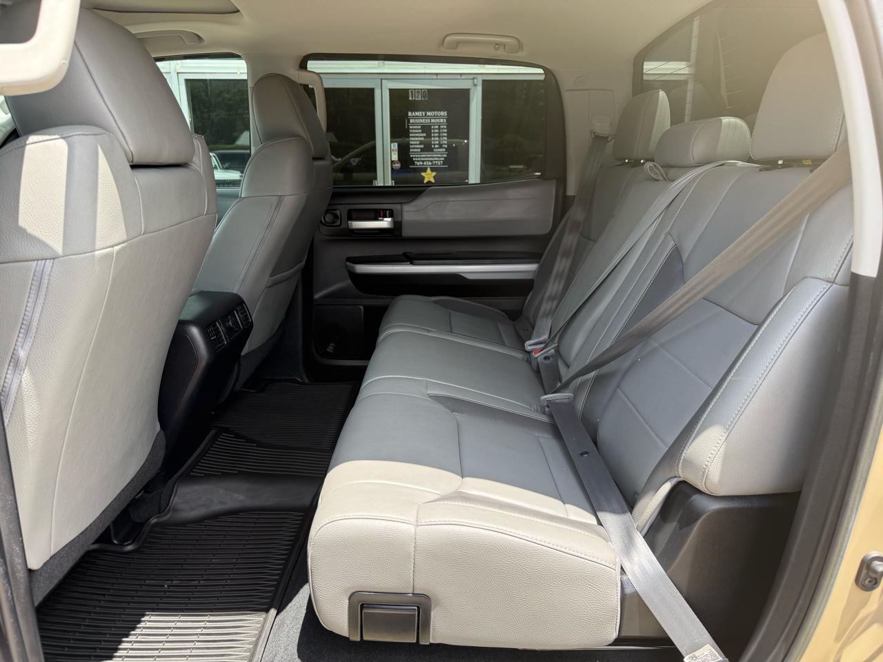 Toyota Tundra 4WD  2020