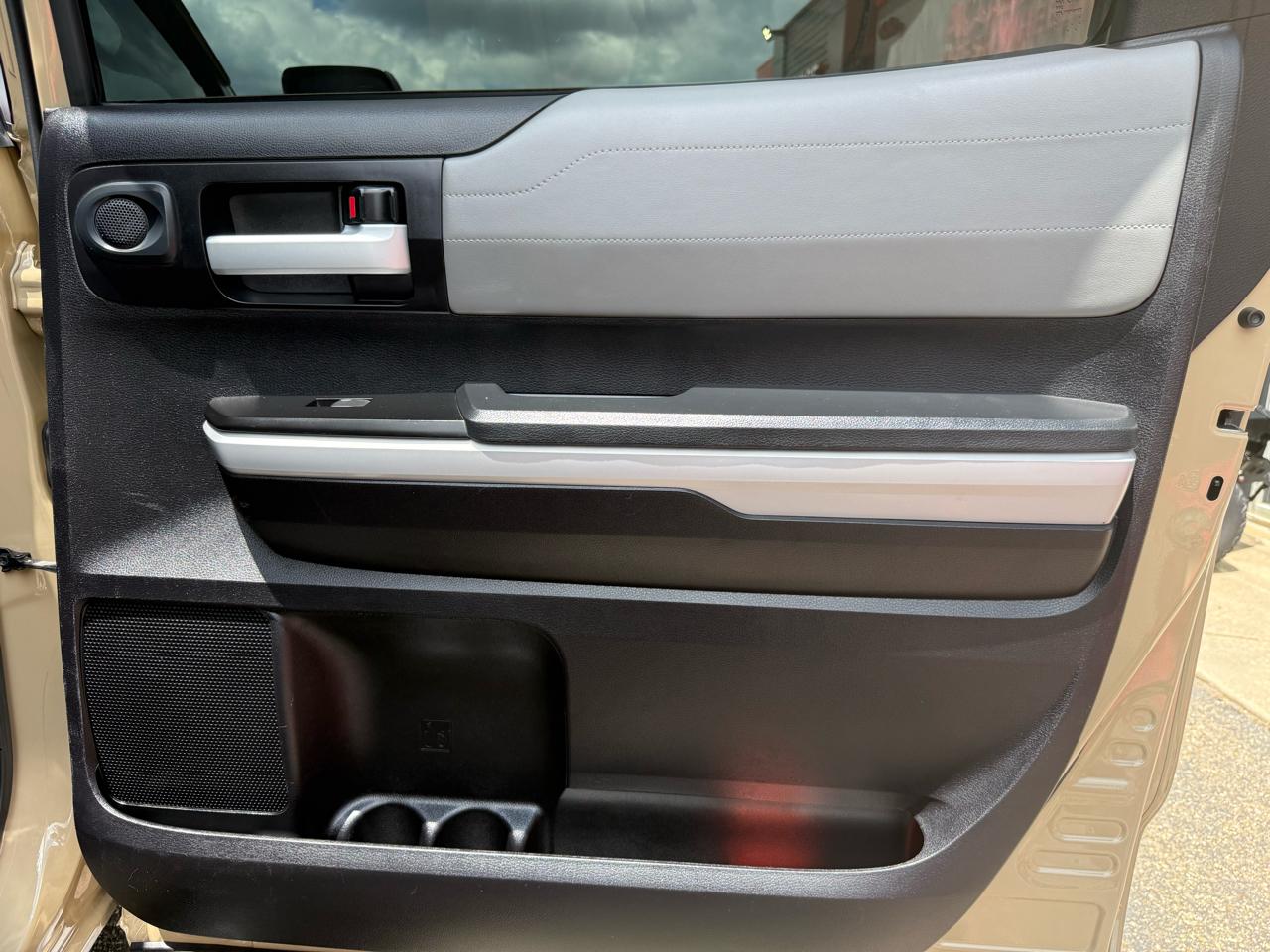 Toyota Tundra 4WD  2020