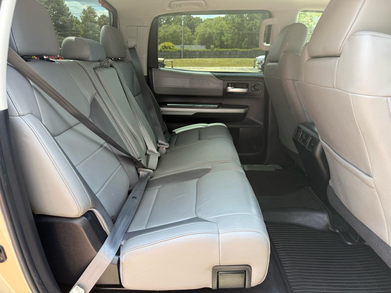 Toyota Tundra 4WD  2020