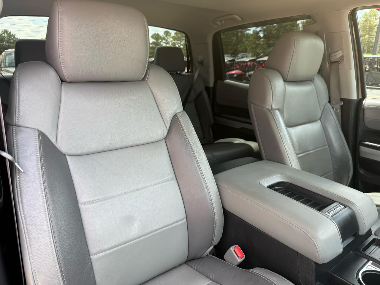 Toyota Tundra 4WD  2020