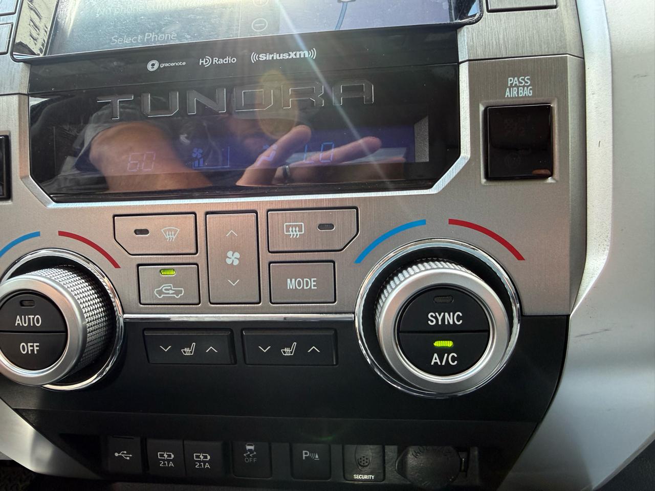 Toyota Tundra 4WD  2020