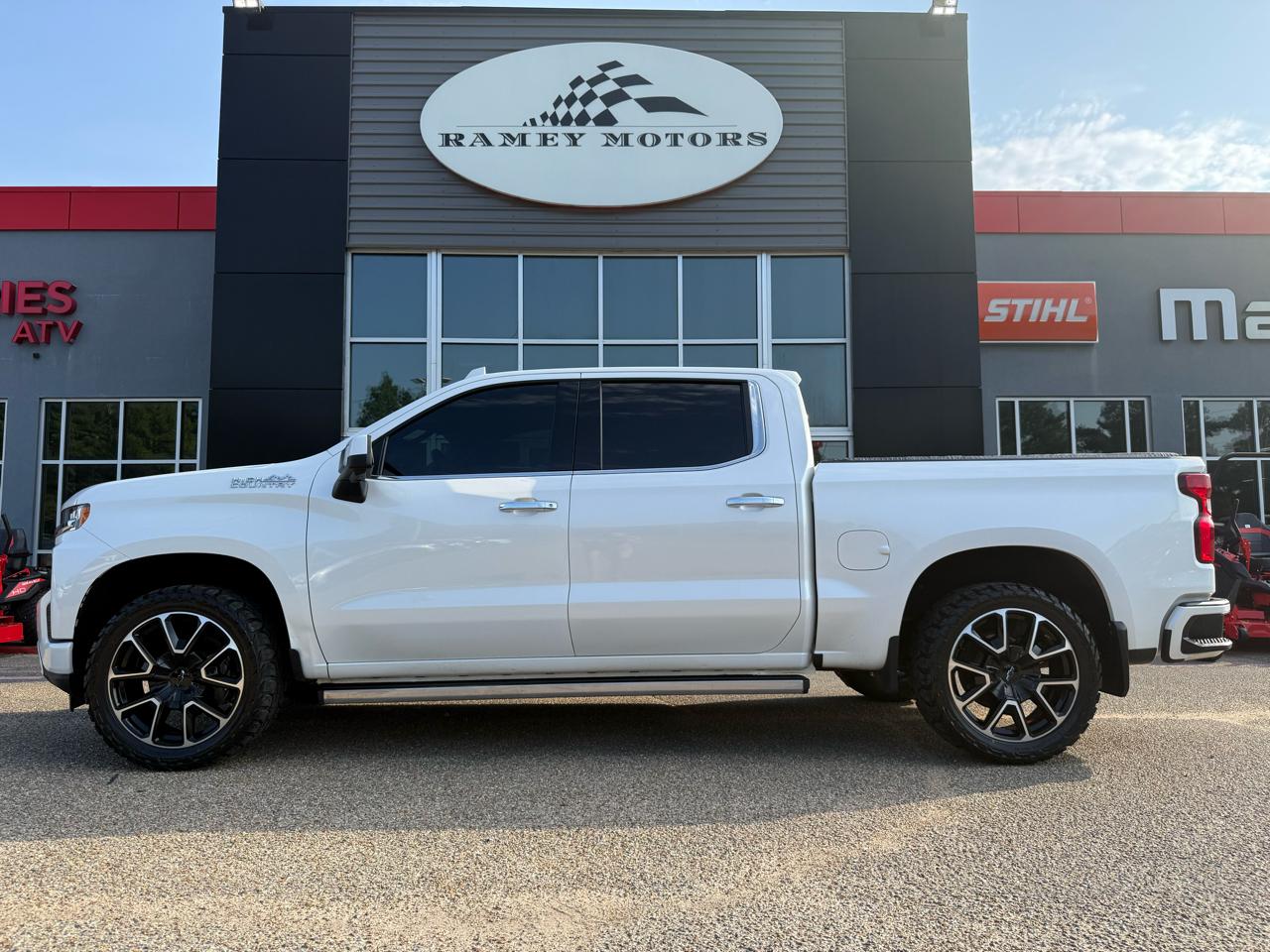 Chevrolet Silverado 1500 LTD  2022