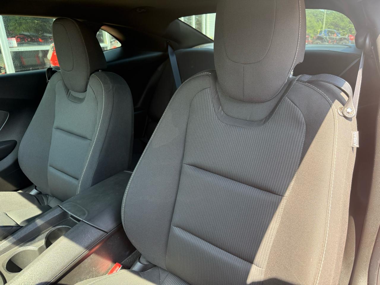 Chevrolet Camaro 2dr Cpe 1LT 2012