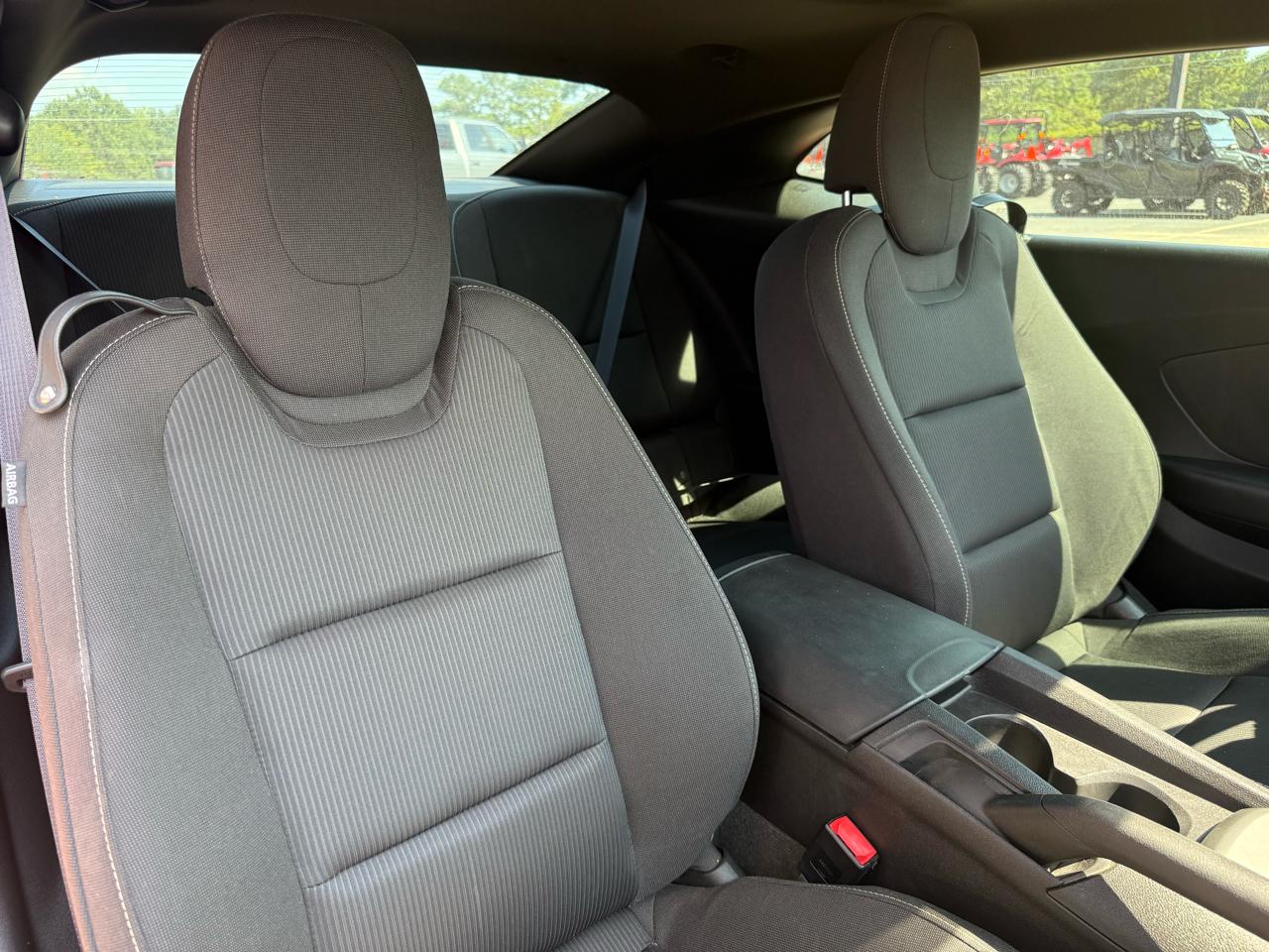 Chevrolet Camaro 2dr Cpe 1LT 2012
