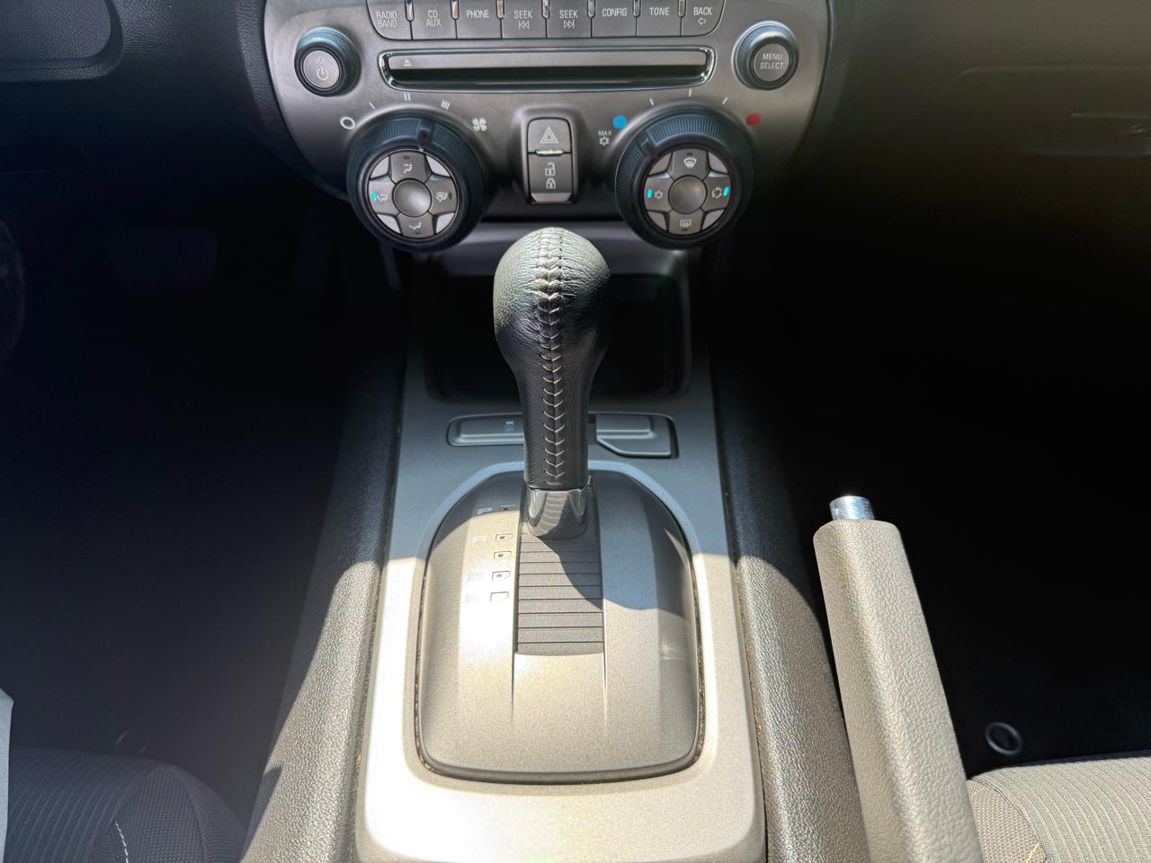 Chevrolet Camaro 2dr Cpe 1LT 2012