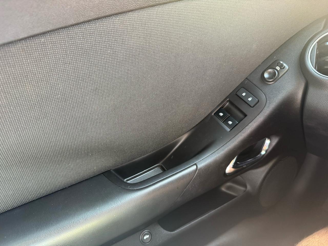 Chevrolet Camaro 2dr Cpe 1LT 2012