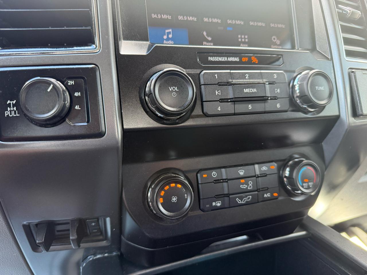 Ford F-150  2019