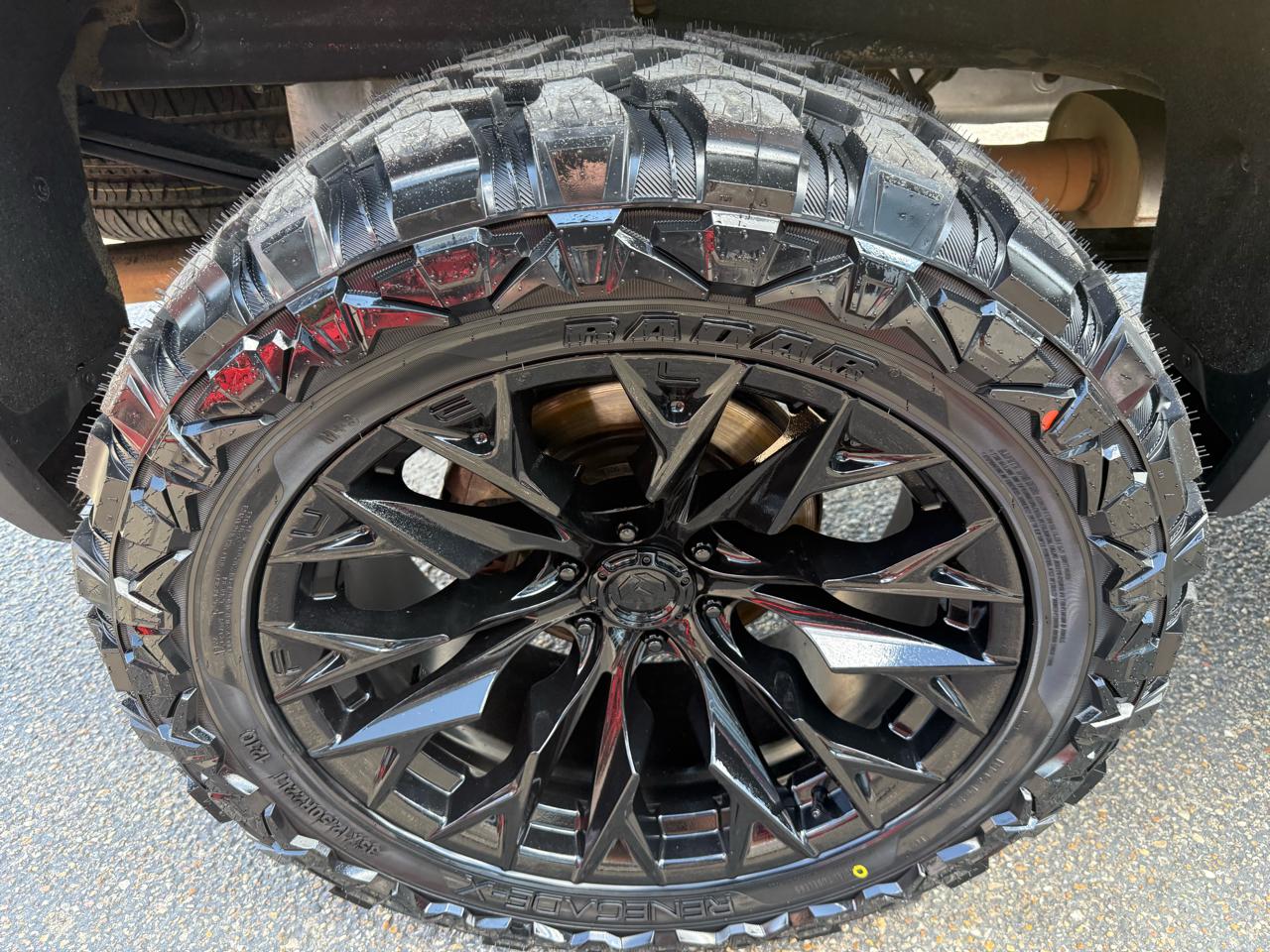 GMC Sierra 1500 4WD Crew Cab 147" AT4 2020