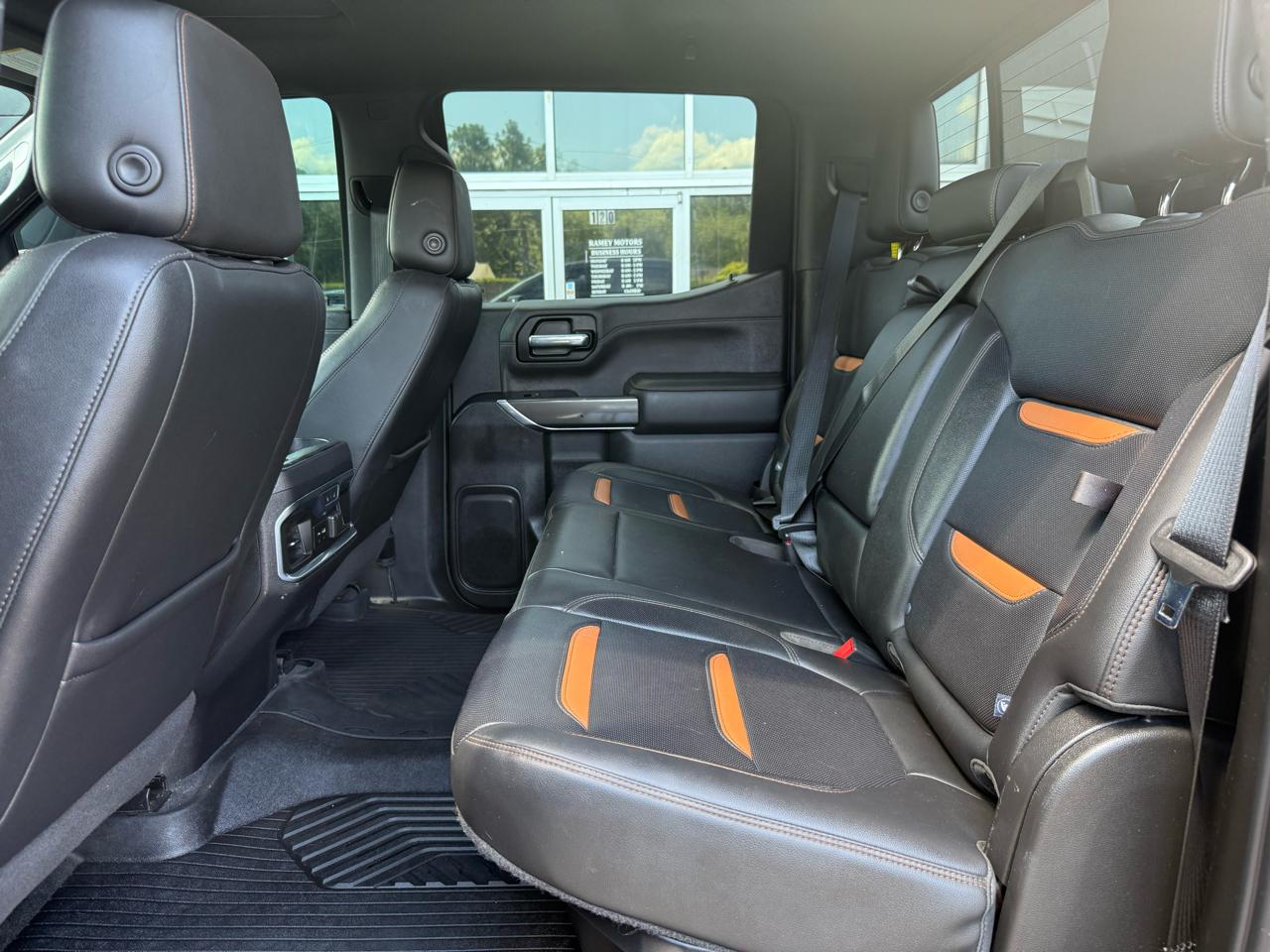 GMC Sierra 1500 4WD Crew Cab 147" AT4 2020