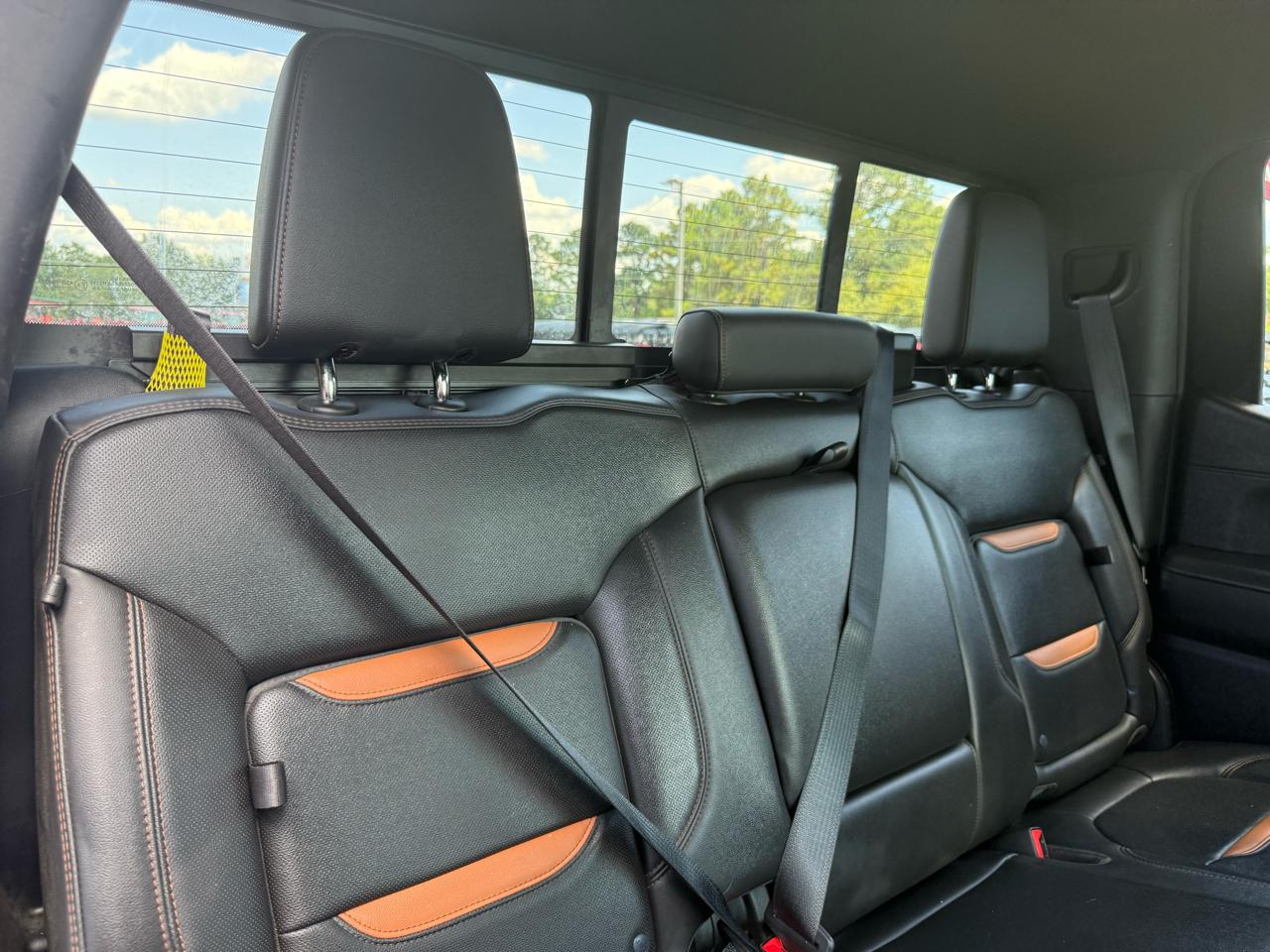 GMC Sierra 1500 4WD Crew Cab 147" AT4 2020