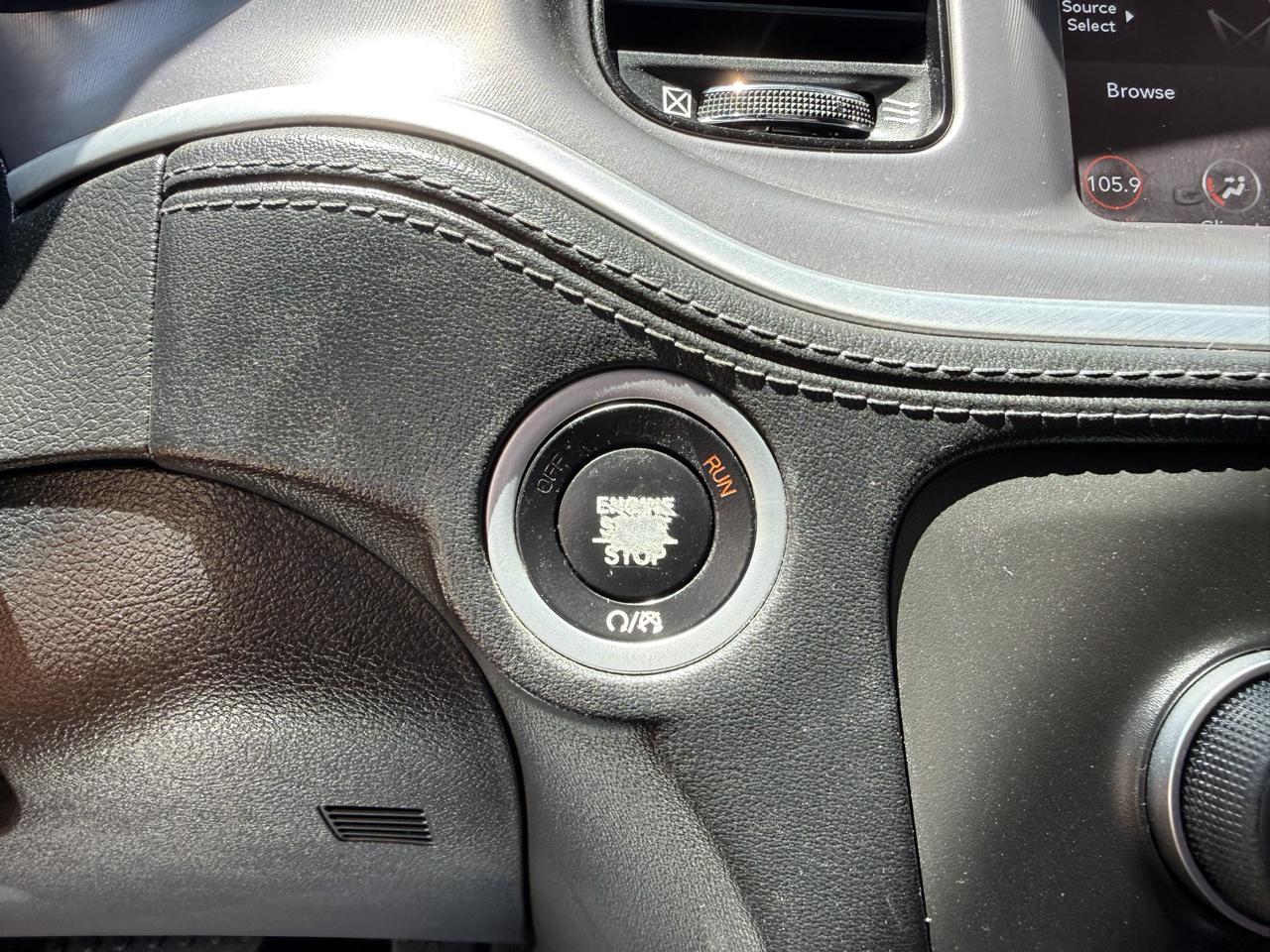 Dodge Charger  2022