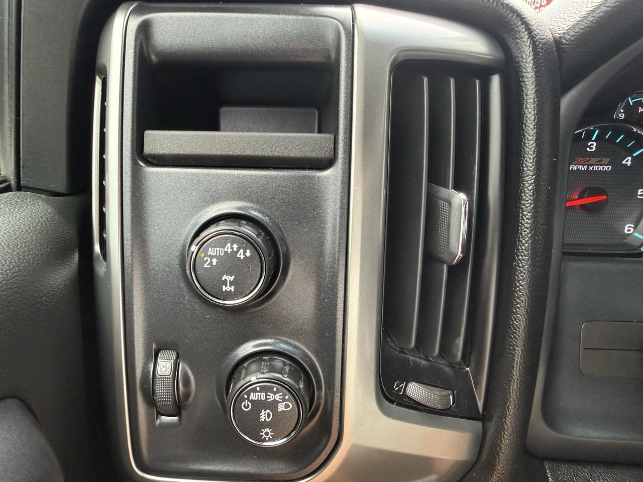 Chevrolet Silverado 1500  2018
