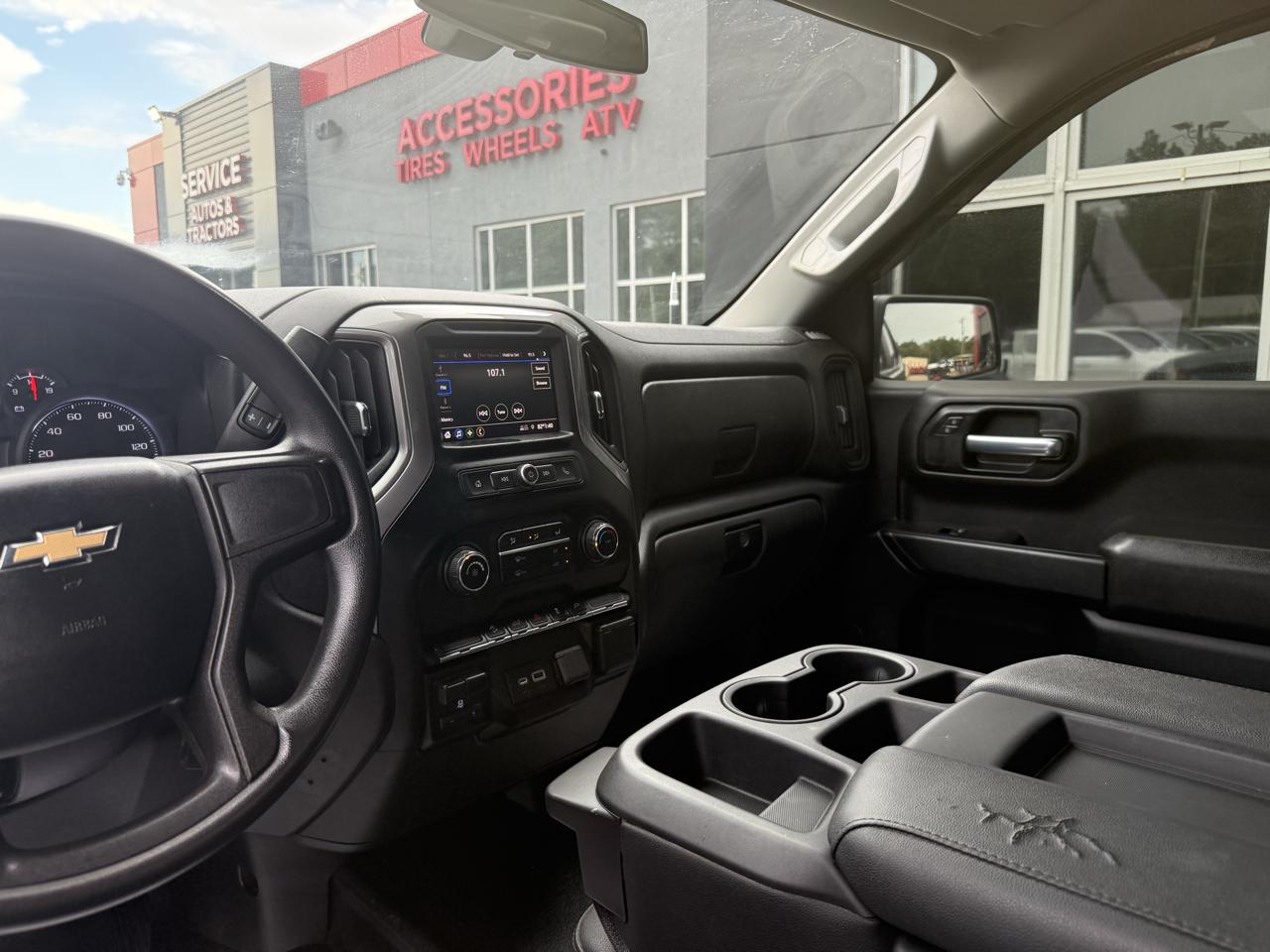 Chevrolet Silverado 1500  2021