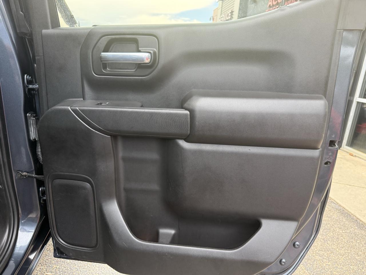Chevrolet Silverado 1500  2021