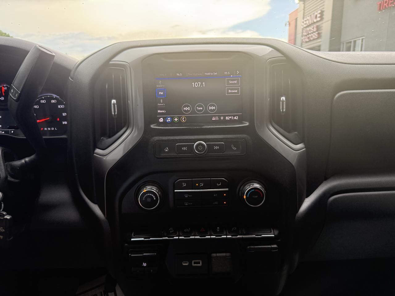 Chevrolet Silverado 1500  2021