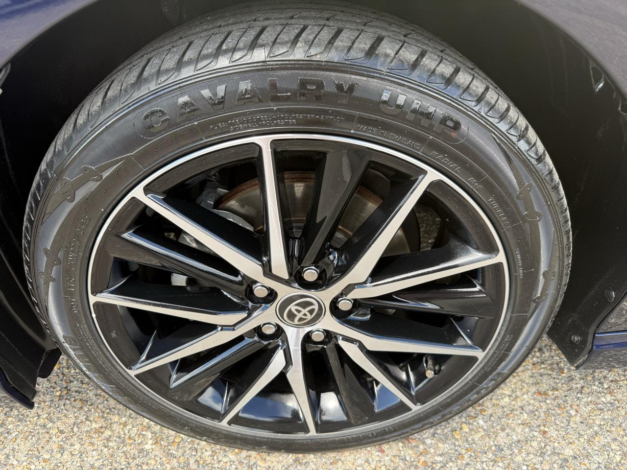 Toyota Camry  2022