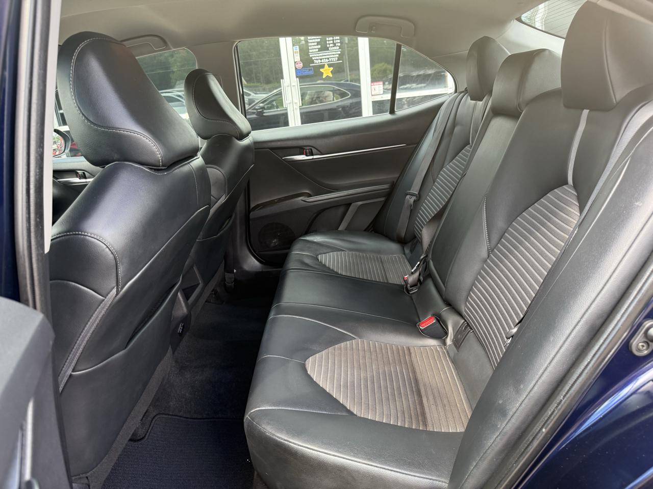 Toyota Camry  2022