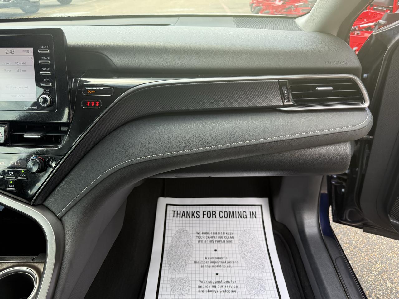 Toyota Camry  2022