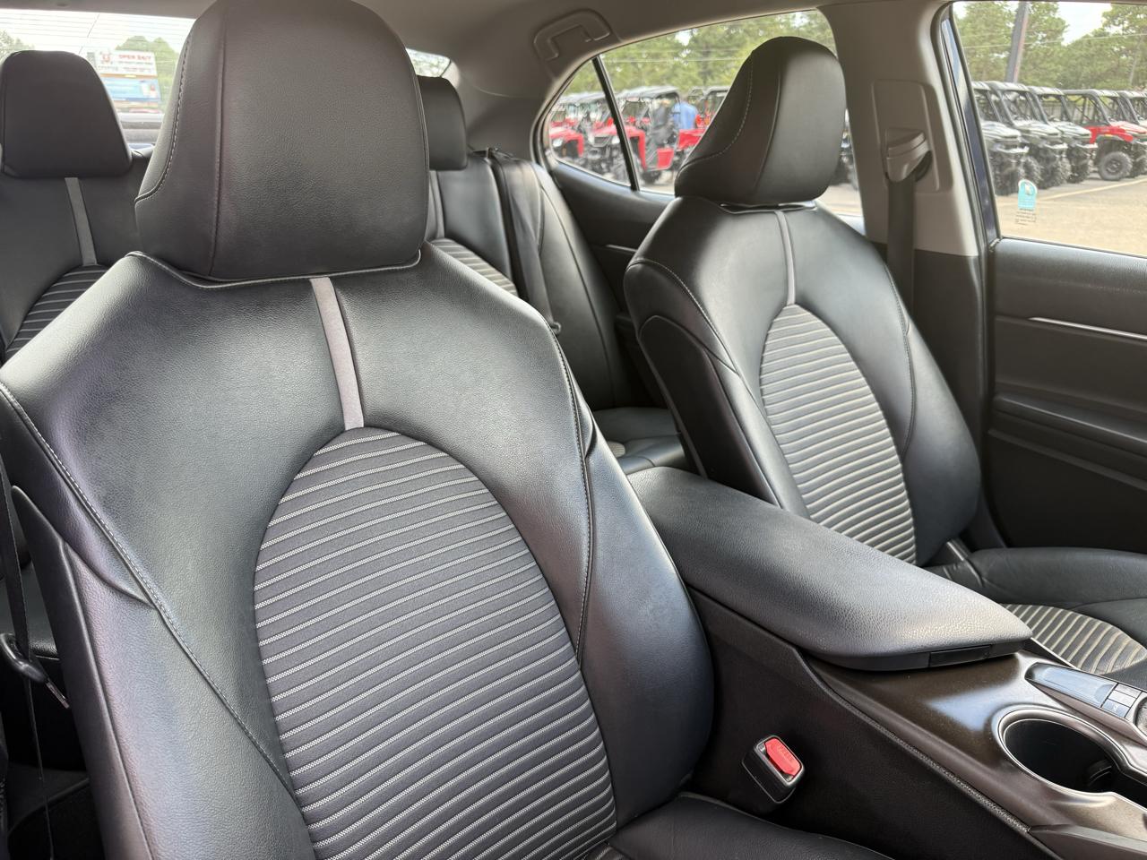 Toyota Camry  2022